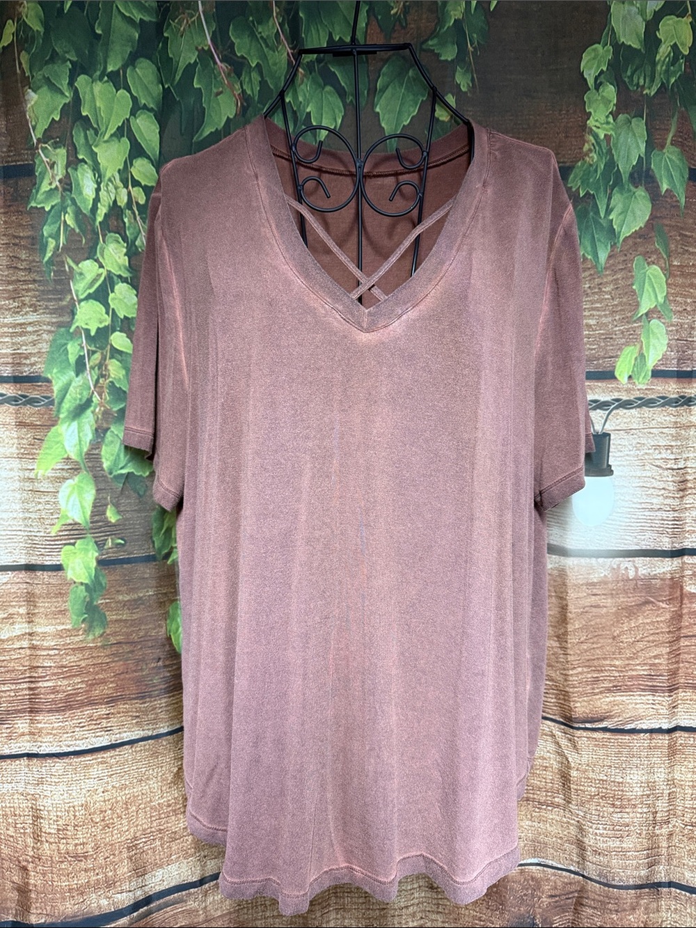 NWOT Boutique Women’s Crisscross V-Neck Top in Heather Brown